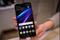 U.S. Intelligence Agencies Warn Against Buying Huawei and ZTE Phones